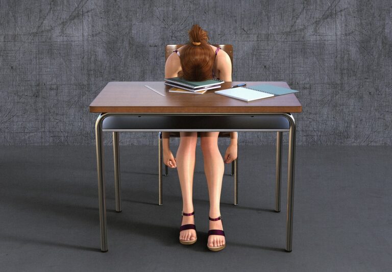 girl, teenager, student-7377925.jpg