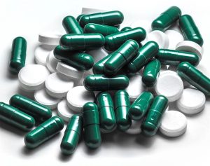 drug, bow, medicine-1070943.jpg